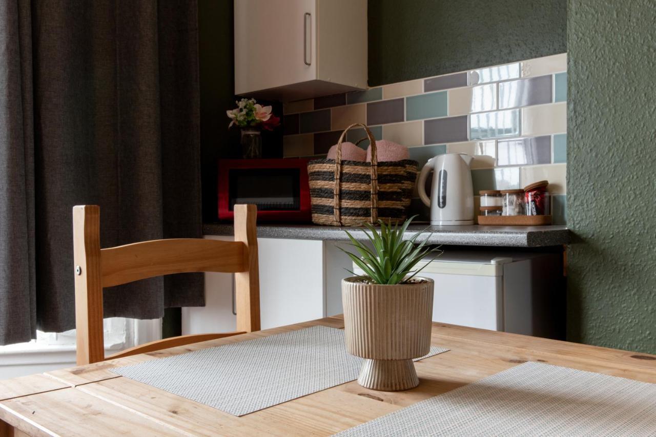 Digbeth City Centre Apartment Sleeps 12 Opposite Coach Station เบอร์มิงแฮม ภายนอก รูปภาพ